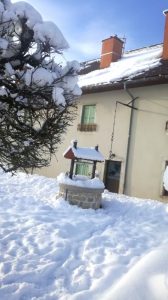 Vu extérieur du gîte en hiver